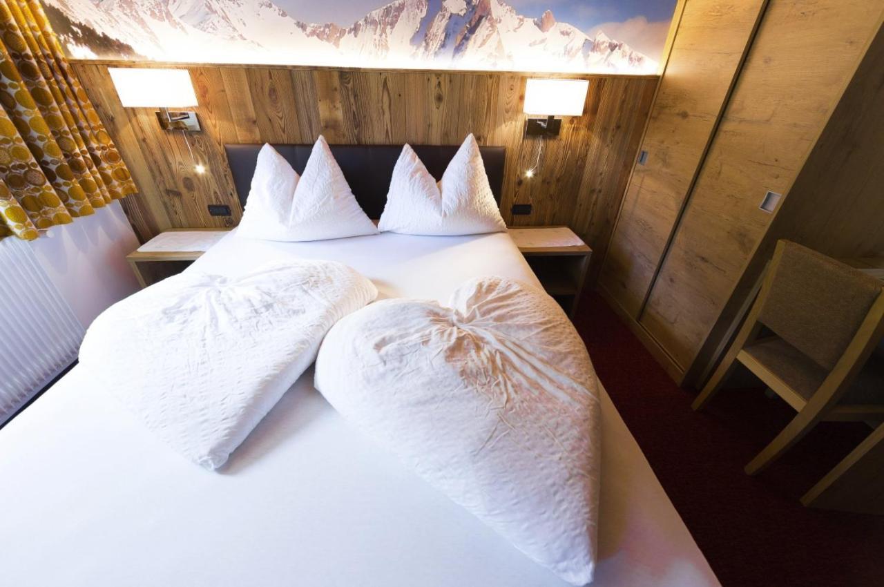 Pichlerhof Hotell Riva di Tures Eksteriør bilde