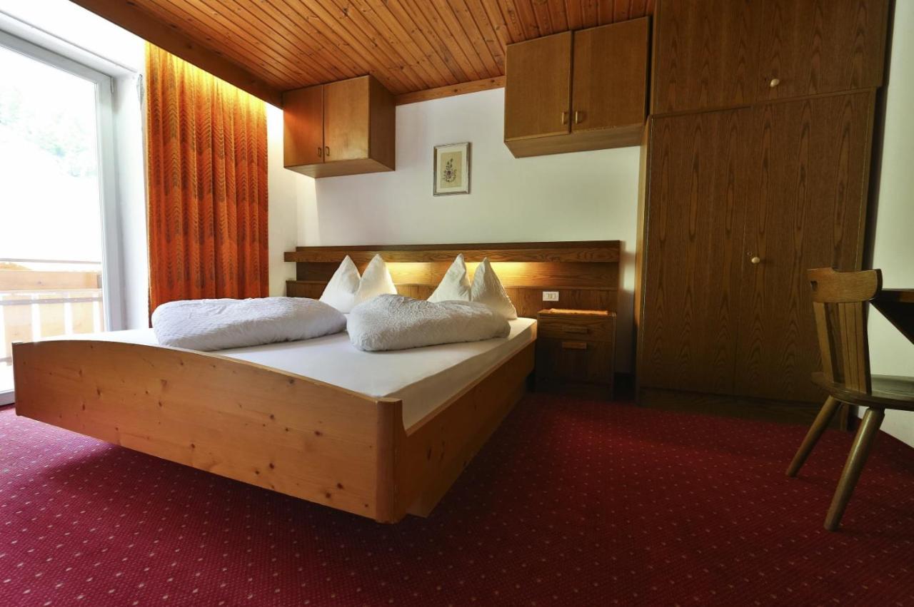 Pichlerhof Hotell Riva di Tures Eksteriør bilde