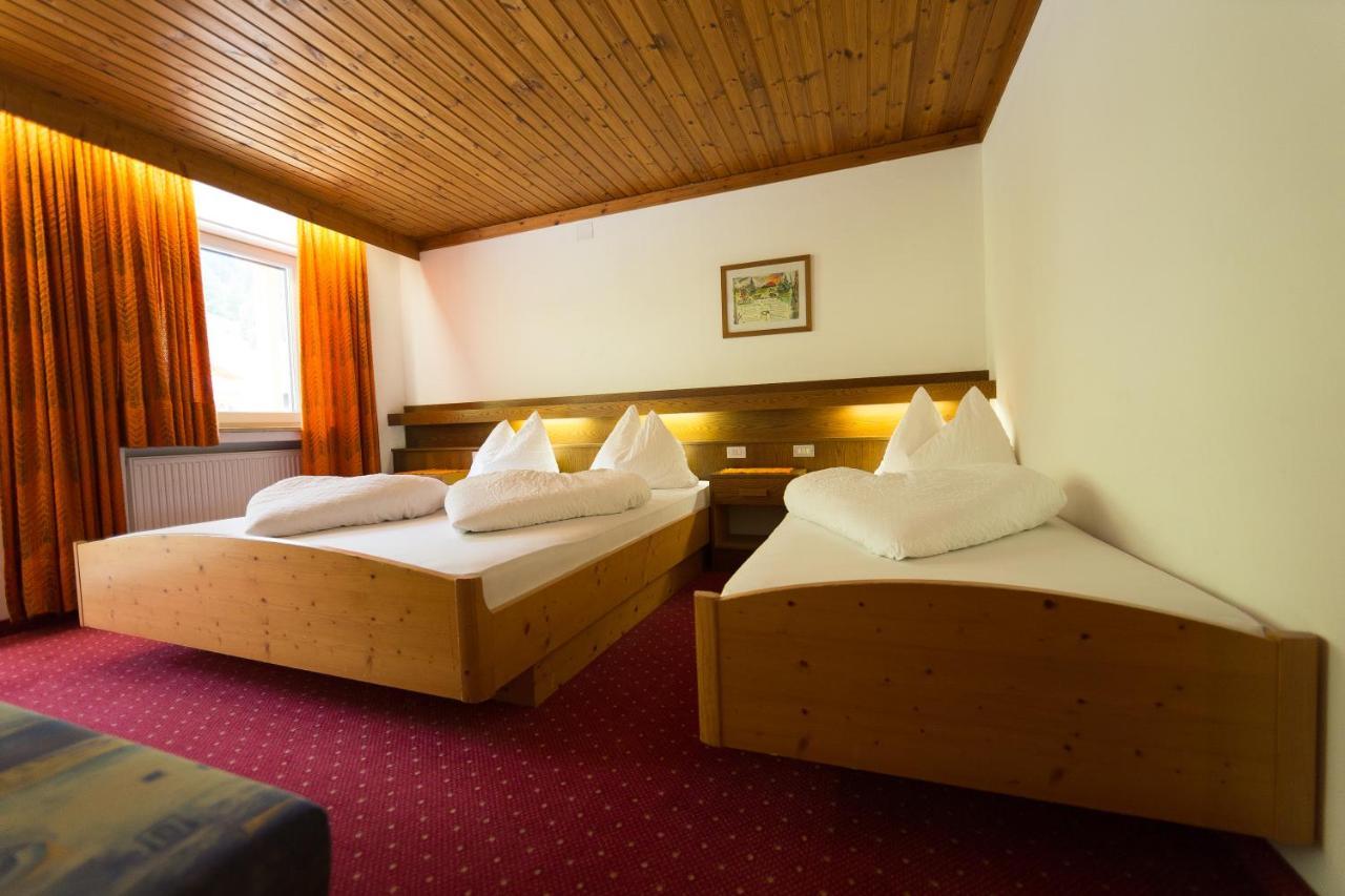 Pichlerhof Hotell Riva di Tures Eksteriør bilde